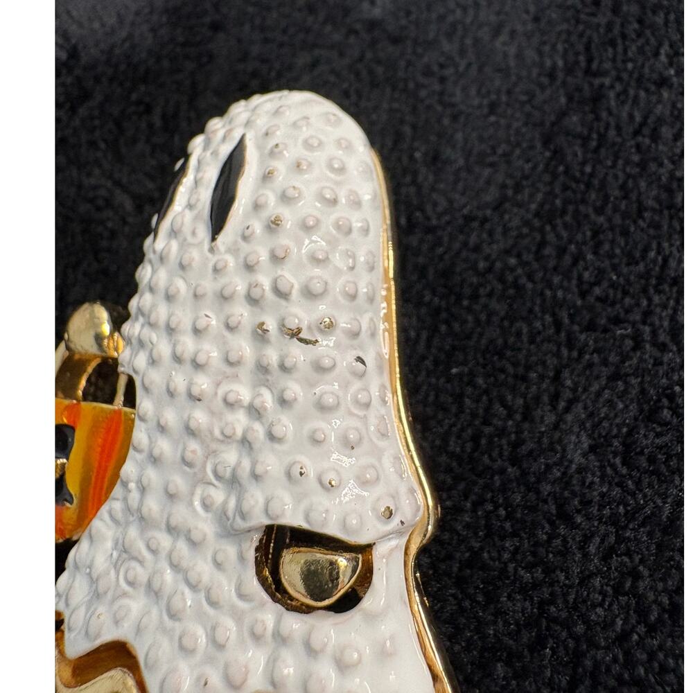 Enamel Ghost Brooch Halloween Pin - Picture 2 of 5